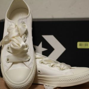 Silk White Converse
